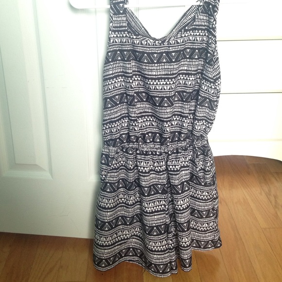Tribal Print Romper - Picture 1 of 1