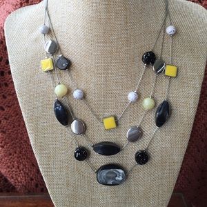 Beautiful black silver and yellow NY tri necklace
