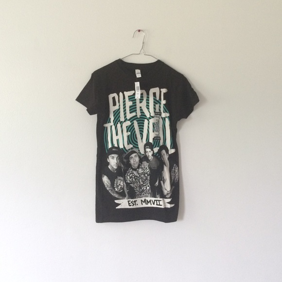 Pierce The Veil band shirt