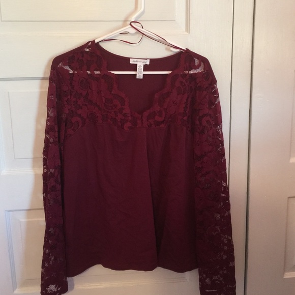 Lace long sleeve top