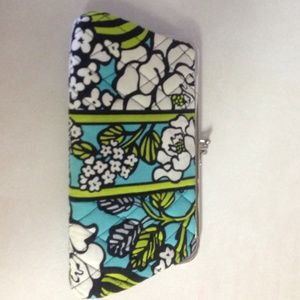 Vera Bradley Island Blooms Clutch Wallet