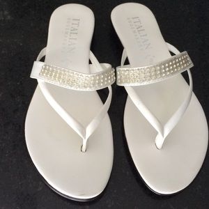 Italian shoemakers white flip-flops