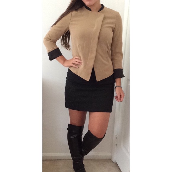 Ann Taylor Tan blazer - Picture 2 of 4