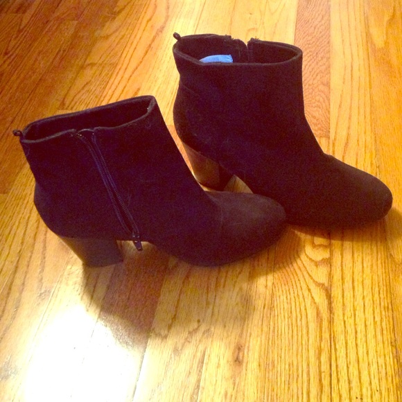 Ankle boots