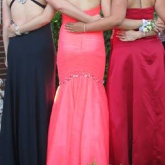 Prom dress - Picture 3 of 3