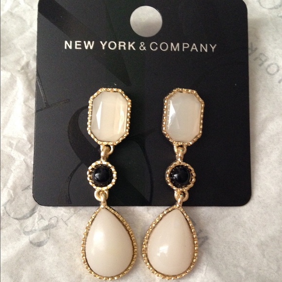 White Pearl Gem Drop Earrings - Picture 2 of 2