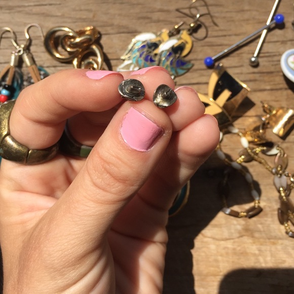 EARRINGS, BRACELETS, RINGS - Picture 3 of 4