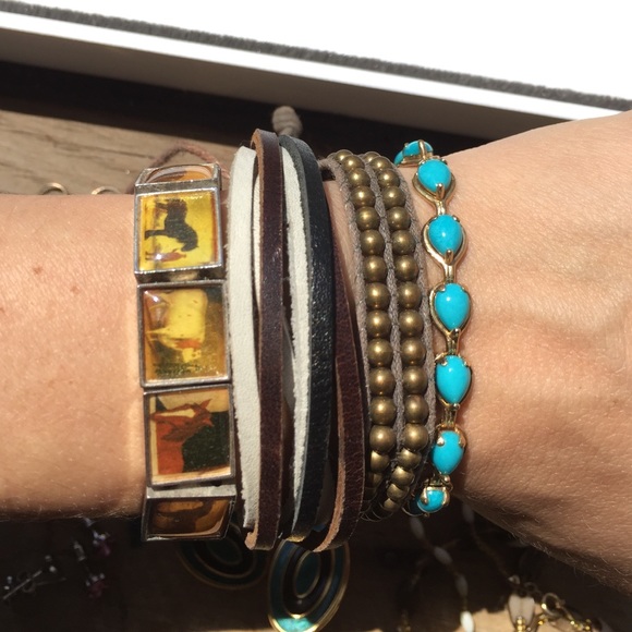 EARRINGS, BRACELETS, RINGS - Picture 4 of 4
