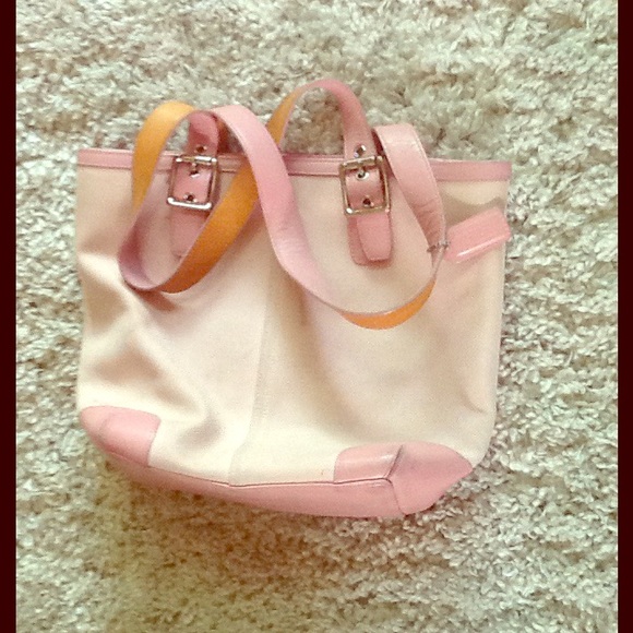 Coach canvas purse #L043-1841 with coach tag