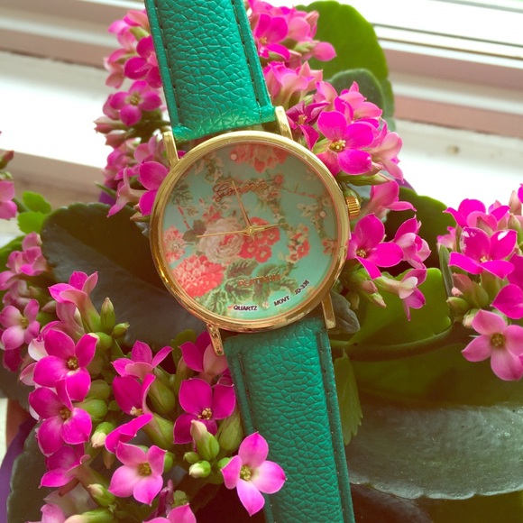 Brand new spring flower watch never worn