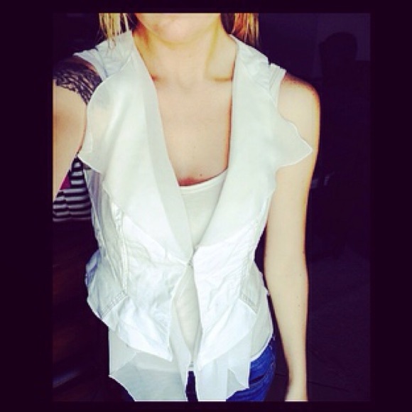 White vest