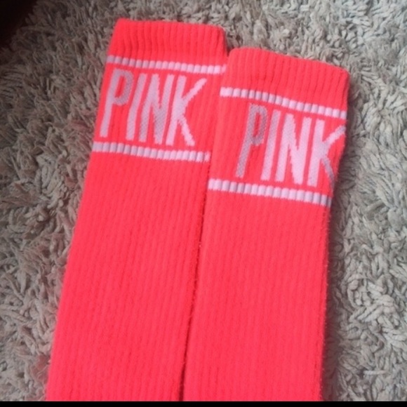 SOLD ❤️ - Picture 2 of 4