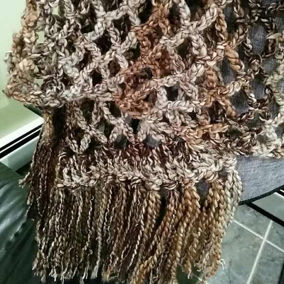 HP 8/15 NEW "THE TRICIA" HANDMADE SHAWL/WIDE SCARF - Picture 3 of 4