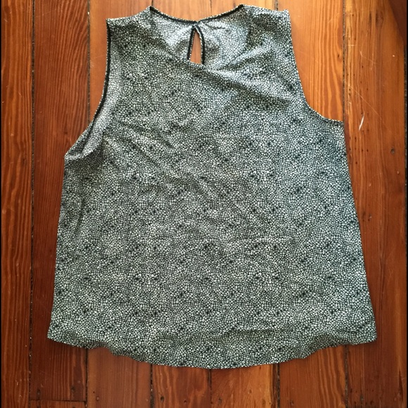 lululemon sleeveless top