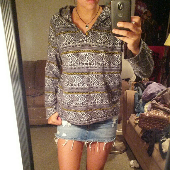 Black and white sweater