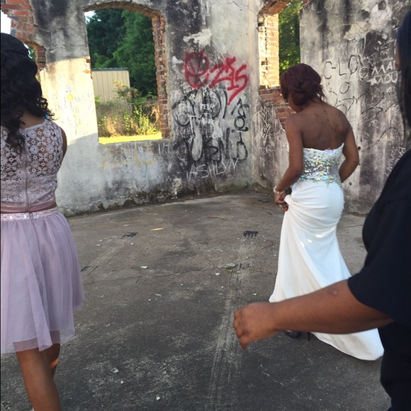 Prom dress - Picture 4 of 4