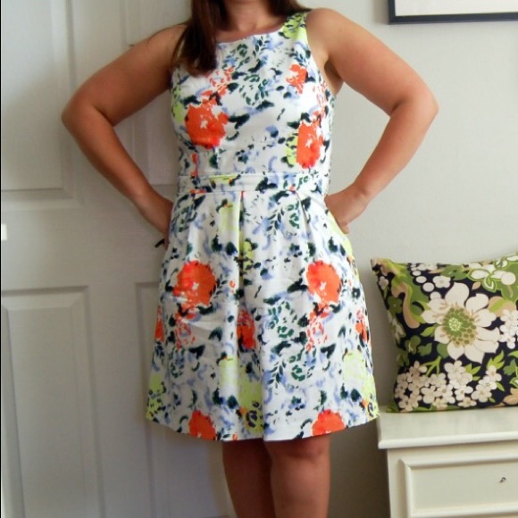 IN SEARCH OF.... this dress 😊