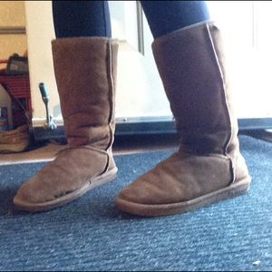 Emma Tall Bearpaw boots