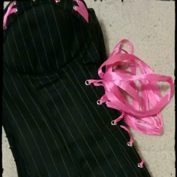 SOLD. NWOT . Corset and matching thong. - Picture 3 of 4