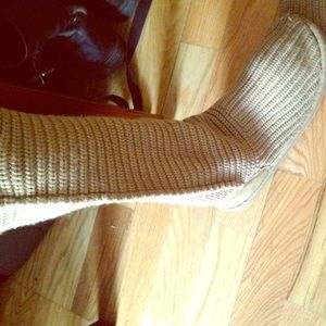 Ugg Classic Sweater Boots