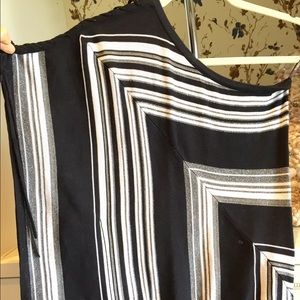 NWOT Bebe black/top knit top.