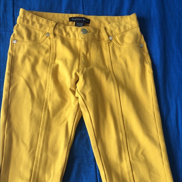 Yellow jeggings