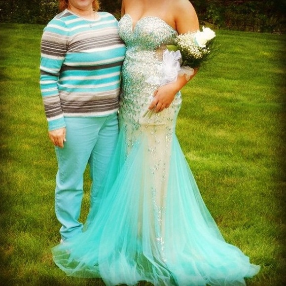 Prom dress
