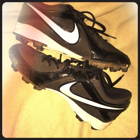 Nike baseball cleats