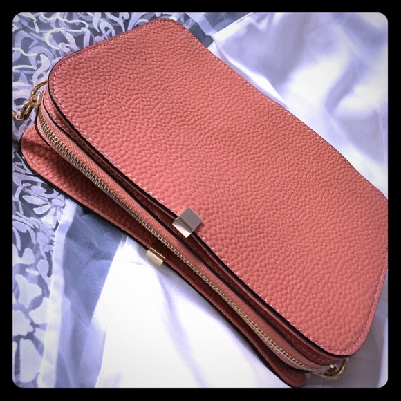 Urban Expressions Brittany Top Zip Crossbody Bag