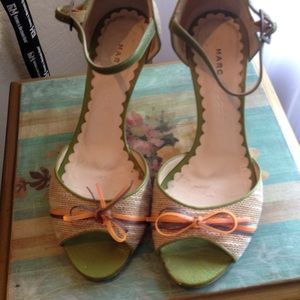 Sweet Marc Jacobs spring sandals size 6 EUC!