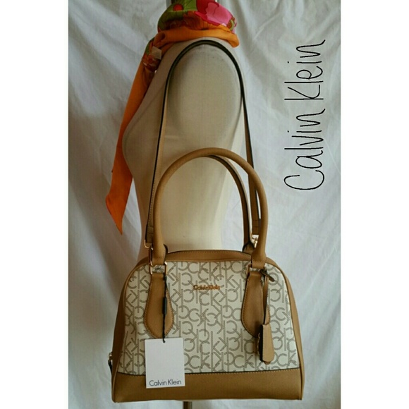 Calvin Klein Handbags - Host Pick! Calvin Klein Authentic Purse Satchel