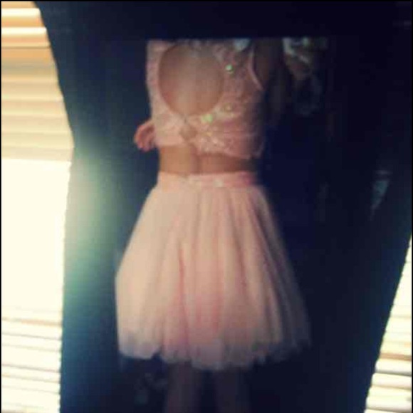 2 piece prom dress! Sale sale ship tomm - Picture 4 of 4