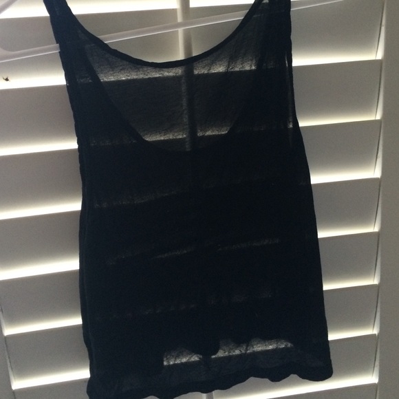 Black and white American flag tank - Picture 2 of 2