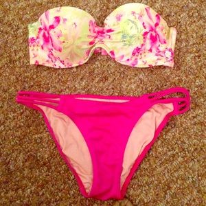 Victoria's Secret Bikini Set