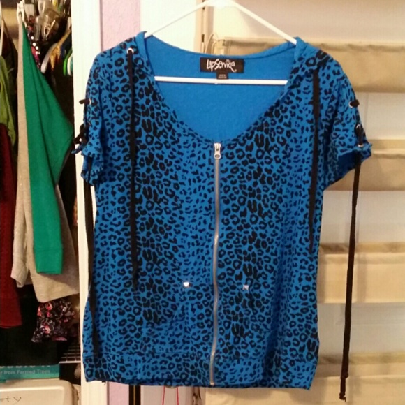 Blue cheetah print zip up short sleeve hoodie