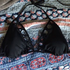VS cutout bikini top, new w/o tags