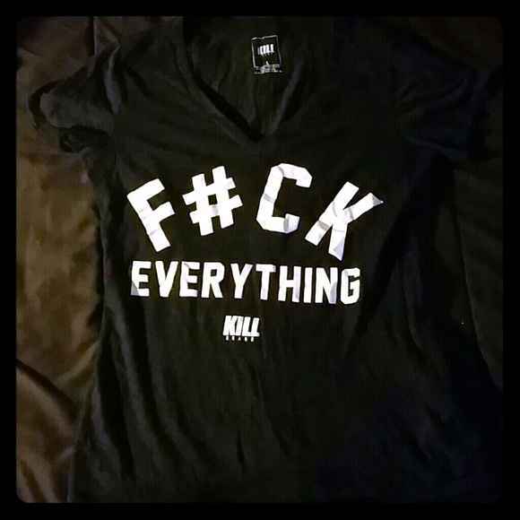 v-neck shirt  and black killing it shirt