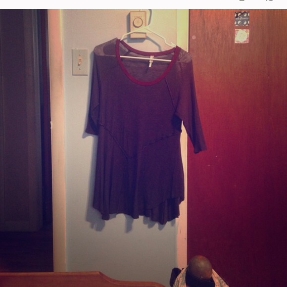 Bundle with Wolfe tee and pullover