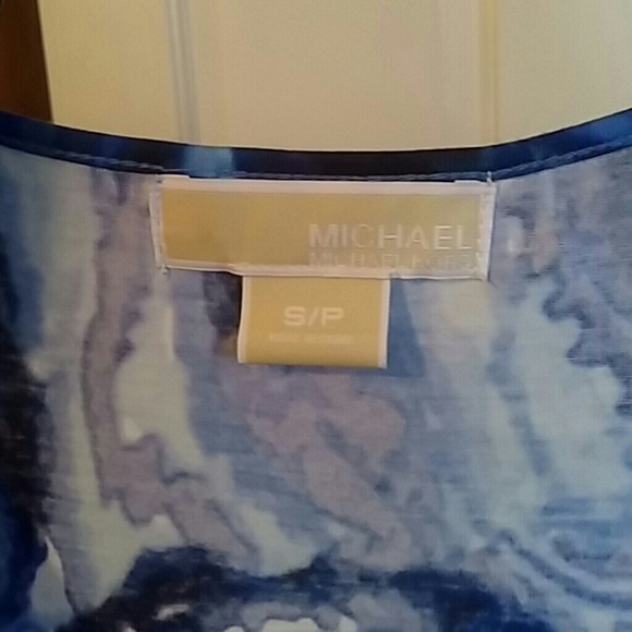 Michael Kors Ruch Detail Top - Picture 4 of 4