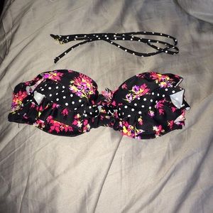 💥FINAL MARKDOWN 💥Victoria Secret Bikini top