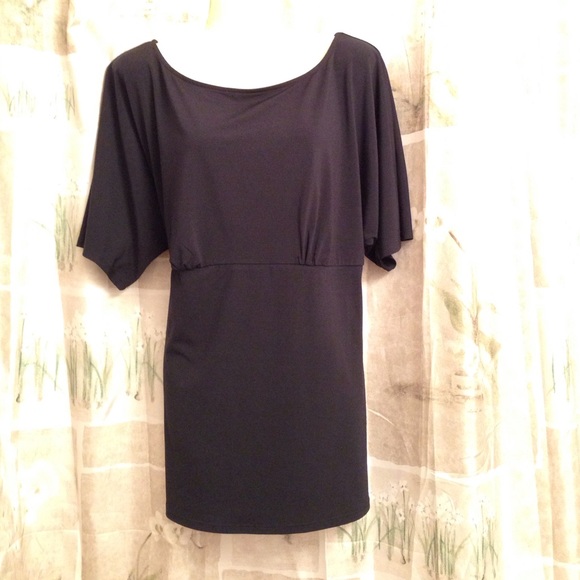 New York and CO stretch top.