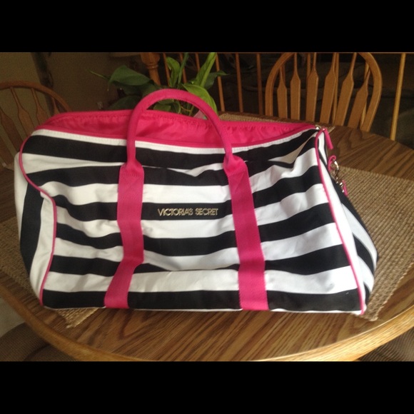 Victoria secrets duffle bag