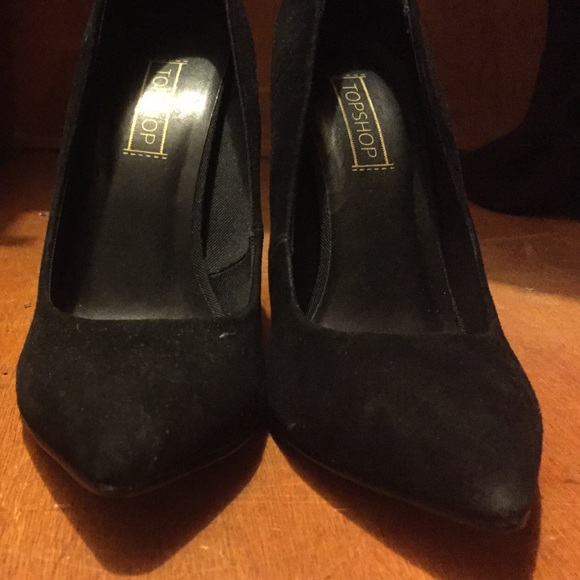 Sexy black pumps