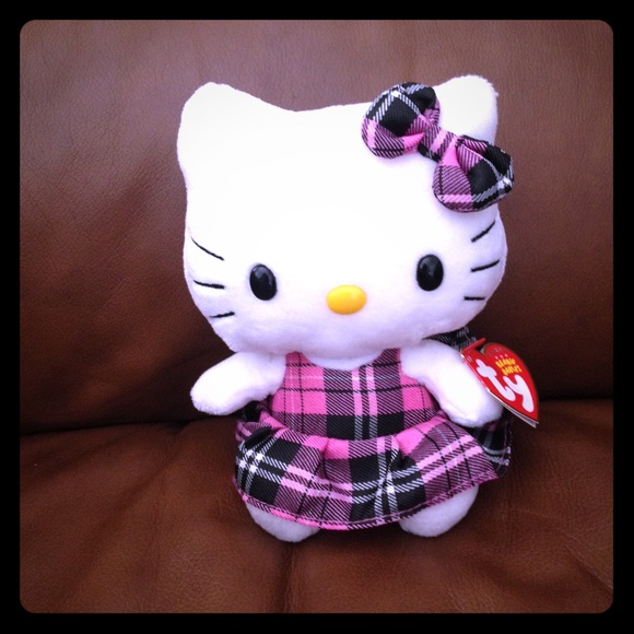 Sanrio Hello Kitty School Girl..❤️❤️❤️