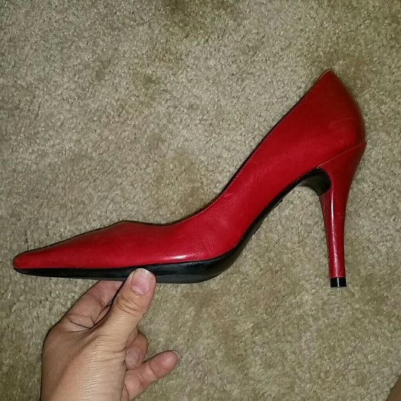 Jessica Simpson Pumps - Picture 2 of 4