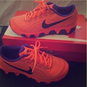 Nike TailWind 6!😵 sale !🚨