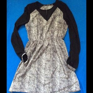 Sheer sleeve snakeskin print dress