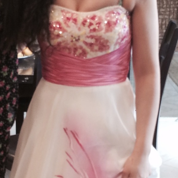 White and pink prom dress - Picture 4 of 6