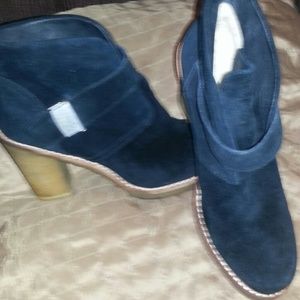 Ugg suede josie booties, rare