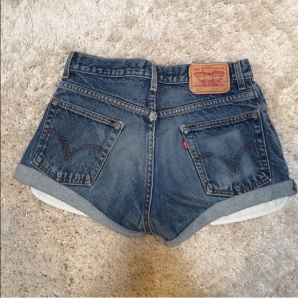 BRANDY MELVILLE SHORTS